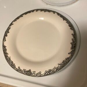 Arthur Court Grape Rimmed 9.5 Inch Plate